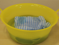 洗濯桶などに1~2時間つけおく