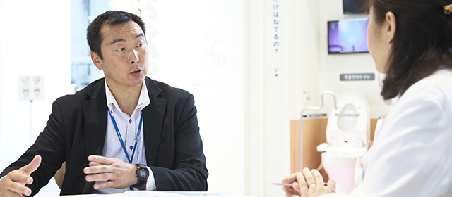 写真:Panasonicのトイレを語る奥瀬さん