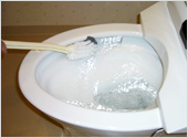5.汚れと洗剤を洗い流す
